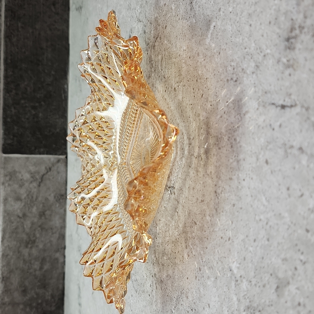 Vintage Glass Dish - Picture 5 of 8